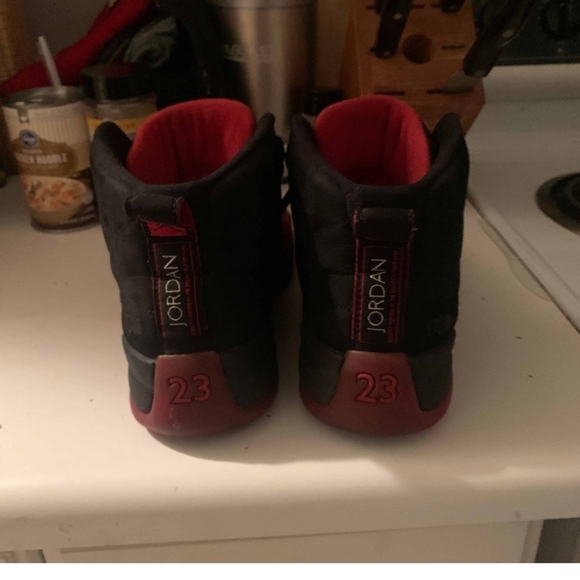 Jordan 12 Flu Game(2009) - Picture 4 of 7